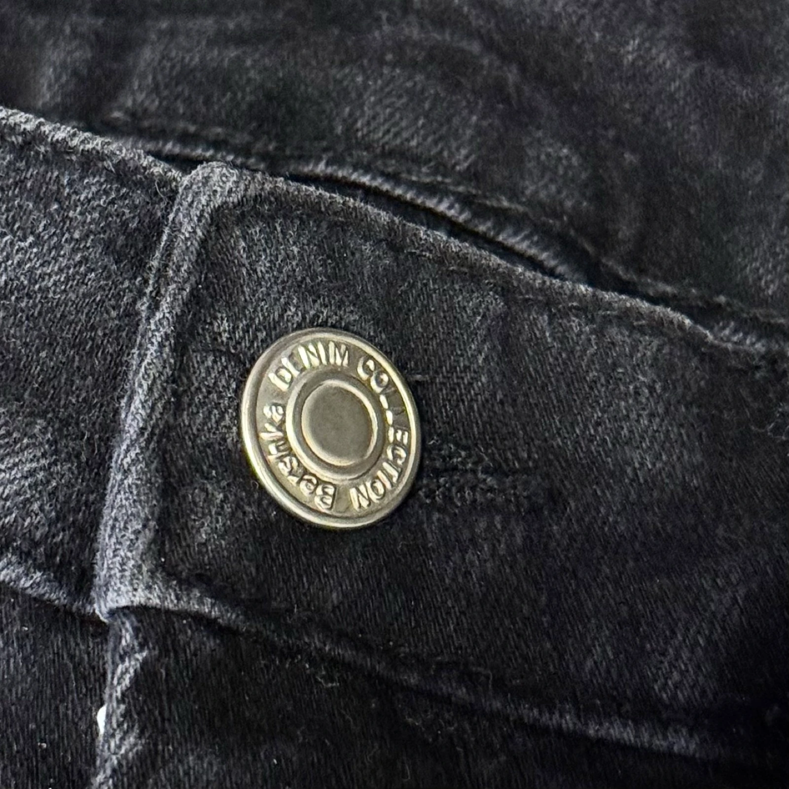 Vaqueros Bershka efeito desgastado – photo 7